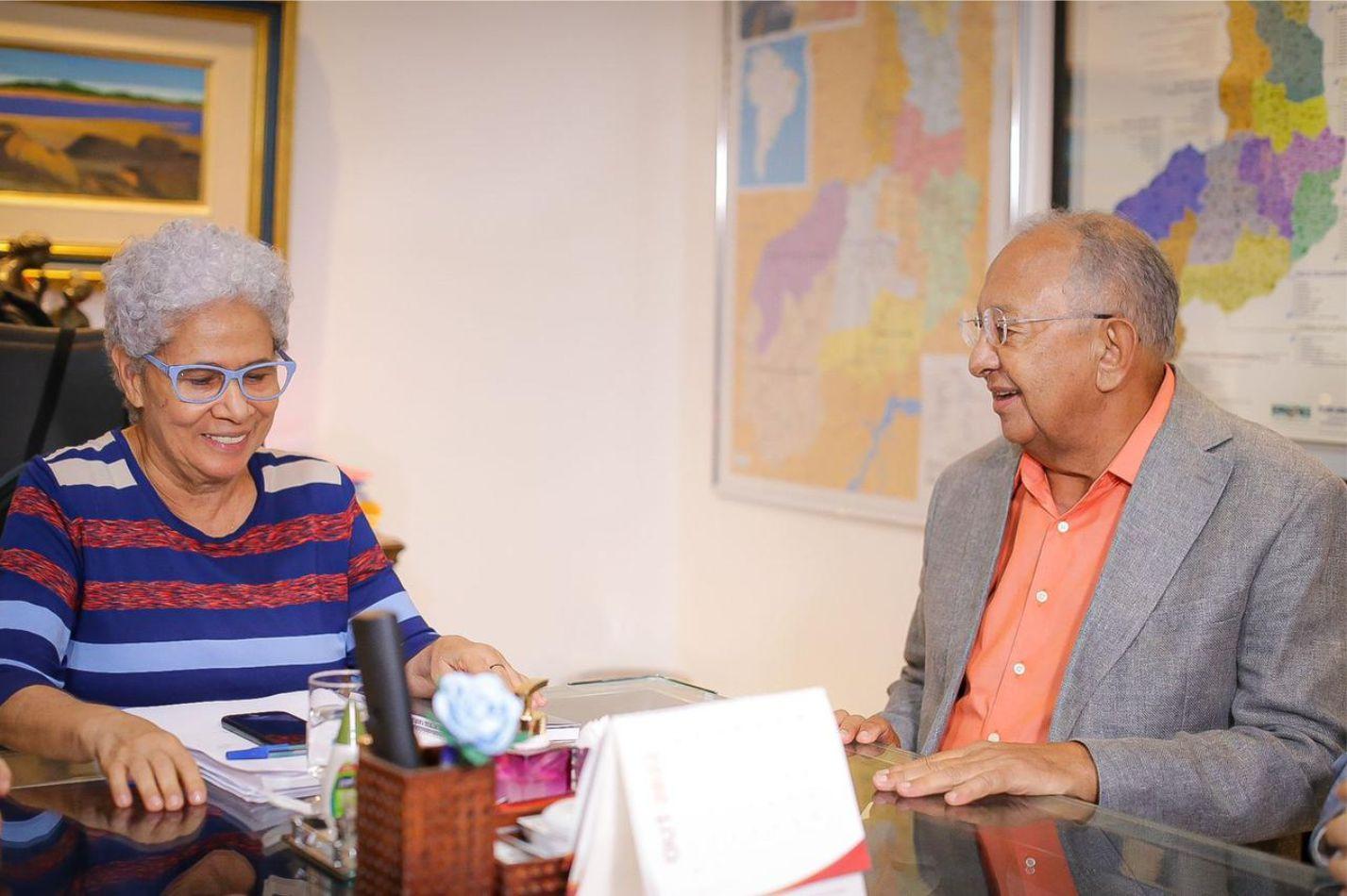 Governadora Regina Sousa promove mais de 900 professores do Piauí