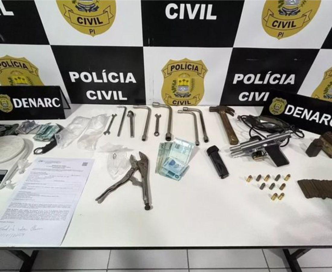 Casal do Bonde dos 40 e membro do PCC são presos durante operação da Denarc em Teresina